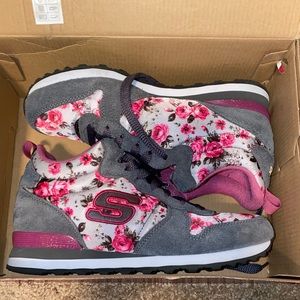 Sketchers original fit high tops size 8.5